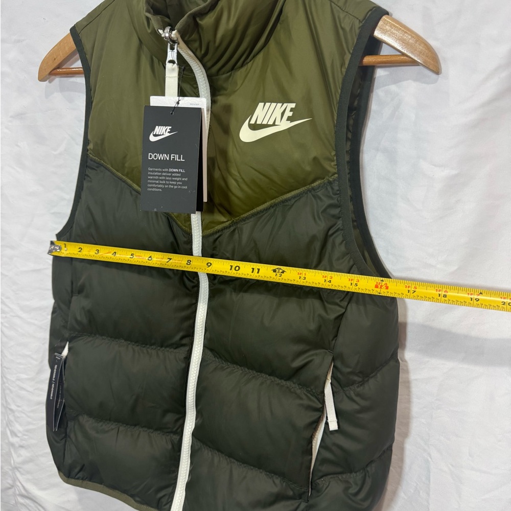 Nike Sportswear Windrunner Reversible Down Fill Vest | XS - Picture 8 of 11